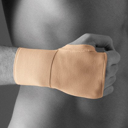 GLORIAS POLS MANOPOLA M